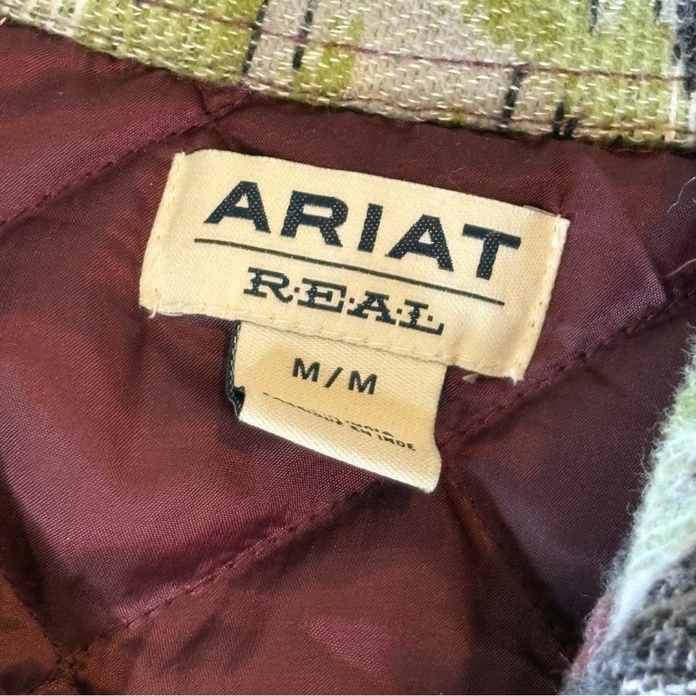 Ariat Aztec Quilted Jacket - Picture 9 of 11
